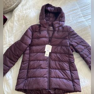 New with tags Uniqlo Puffer Ultra Lite Down Jacket XL